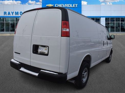 New 2025 Chevrolet Express 2500 Work Van image 3