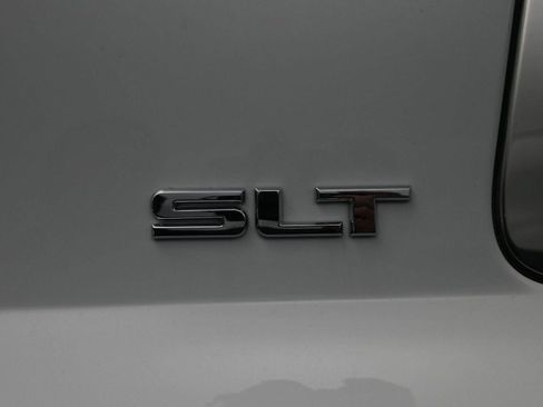 Used 2017 GMC Yukon XL SLT image 18