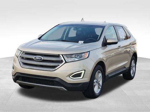 Used 2017 Ford Edge SEL w/ Class II Trailer Tow Package image 3