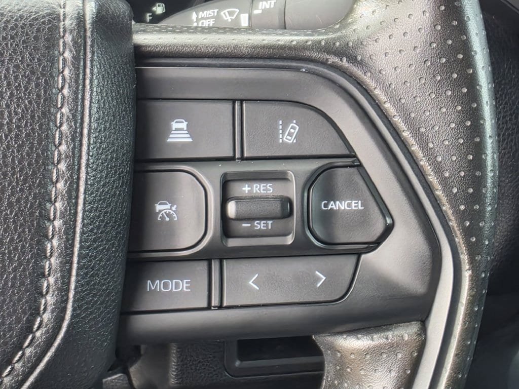 Used 2025 Toyota Tundra SR AWD/4WD image 22