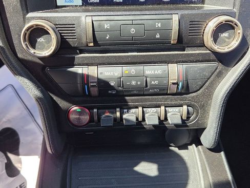 Used 2021 Ford Mustang Shelby GT500 w/ Technology Package image 23