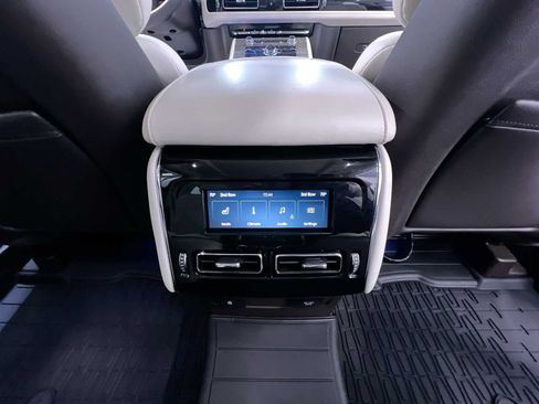 Used 2020 Lincoln Aviator Black Label Grand Touring AWD/4WD image 40