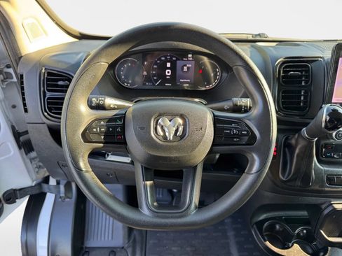 Used 2022 RAM ProMaster 2500 w/ Premium Convenience Group FWD image 13