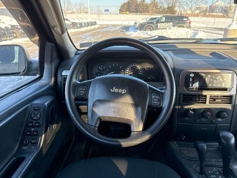 Used 2002 Jeep Grand Cherokee Laredo image 13
