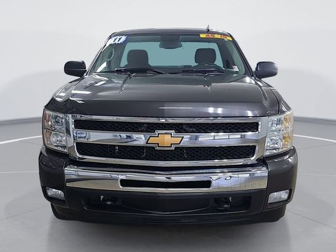 Used 2011 Chevrolet Silverado 1500 LT w/ Interior Plus Package AWD/4WD image 10