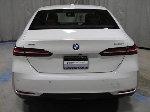 Used 2025 BMW 530i xDrive w/ Premium Package AWD/4WD image 20