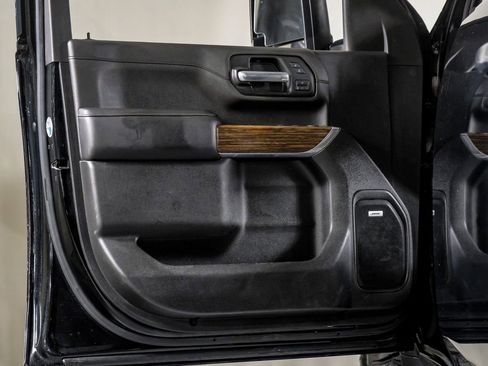 Used 2020 Chevrolet Silverado 2500 High Country w/ Z71 Off-Road Package AWD/4WD image 34