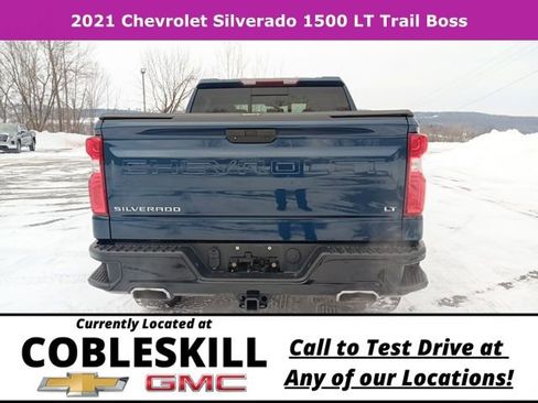 Used 2021 Chevrolet Silverado 1500 LT Trail Boss w/ Convenience Package II AWD/4WD image 4