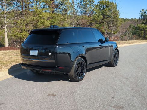 New 2026 Land Rover Range Rover SV image 6