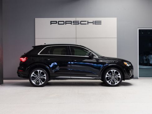 Used 2021 Audi Q3 2.0T Premium Plus AWD/4WD image 8