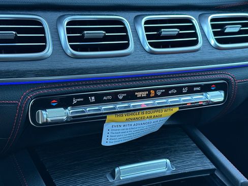 New 2026 Mercedes-Benz GLE 53 AMG 4MATIC Coupe image 23