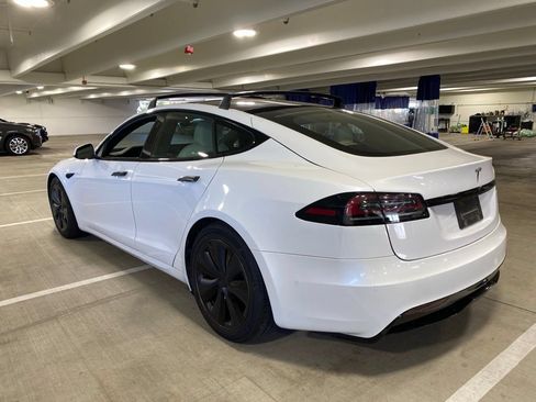 Used 2022 Tesla Model S AWD/4WD image 3