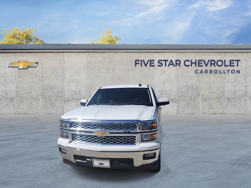 Used 2015 Chevrolet Silverado 1500 LT w/ LT Convenience Package AWD/4WD image 3