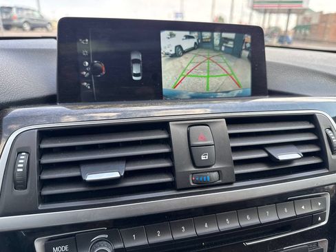 Used 2017 BMW 330i xDrive Sedan AWD/4WD image 25