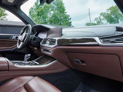 Used 2020 BMW X5 xDrive40i w/ M Sport Package AWD/4WD image 45