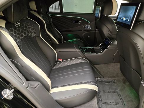 Certified 2024 Bentley Flying Spur W12 AWD/4WD image 24