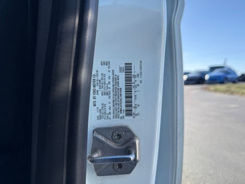 Used 2020 Ford Transit Connect XL image 31