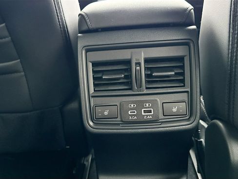 New 2026 Subaru Outback Limited AWD/4WD image 32
