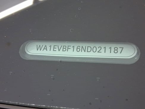 Used 2022 Audi Q8 Premium Plus image 20