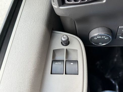 Used 2024 GMC Savana 2500 w/ Driver Convenience Package image 16