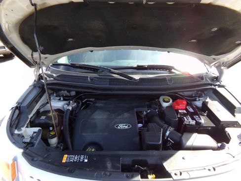 Used 2013 Ford Explorer XLT FWD image 30