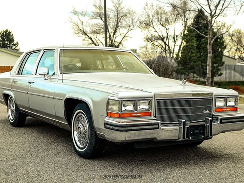 Used 1986 Cadillac Brougham Brougham image 12