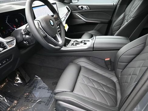 New 2026 BMW X5 xDrive40i AWD/4WD image 17