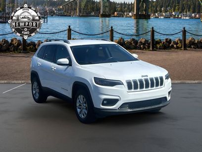 Used 2019 Jeep Cherokee Latitude w/ Popular Appearance Group