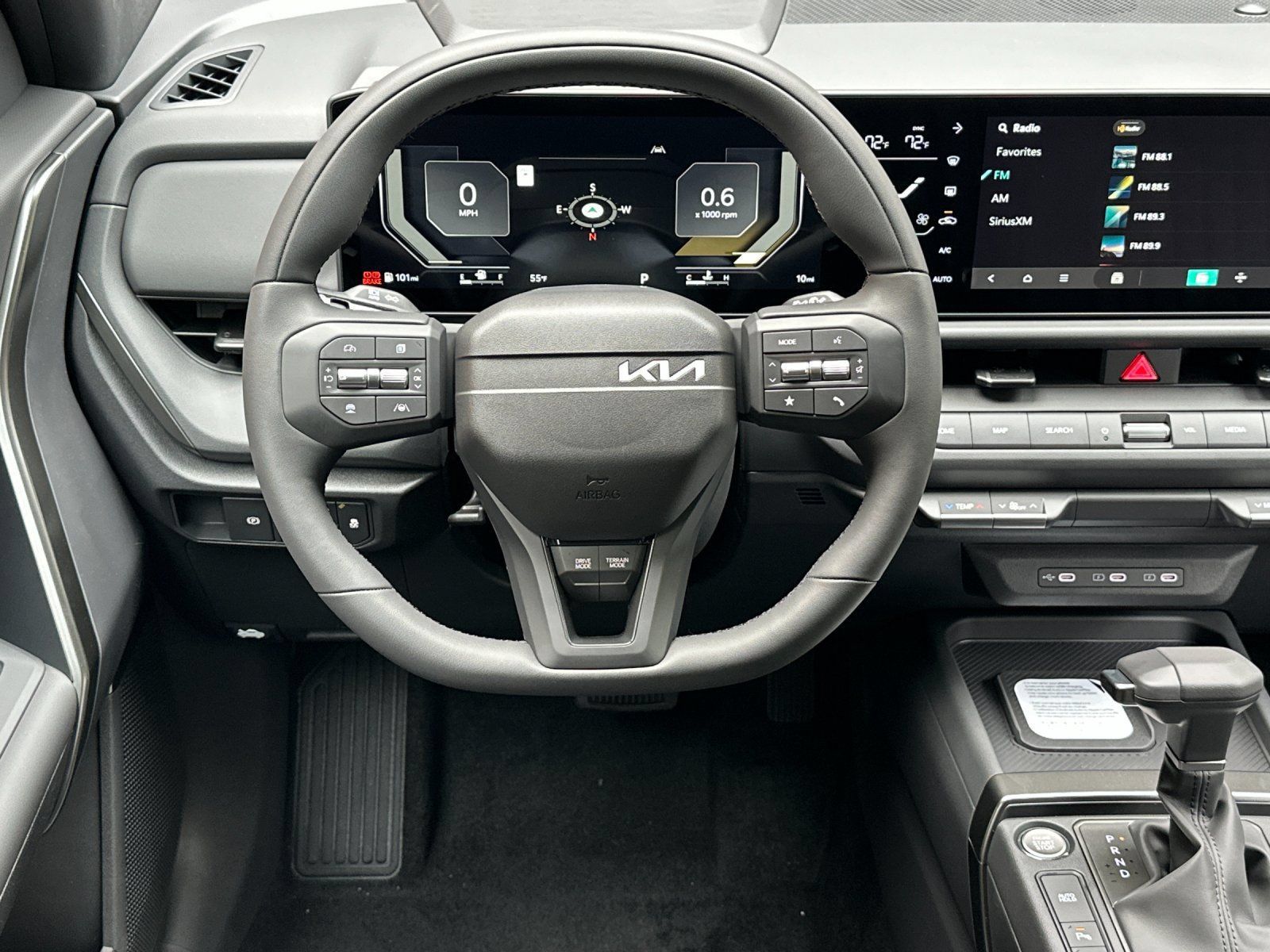 Used 2027 Kia Seltos X-Line SX w/ X-Line SX Prestige Package AWD/4WD image 14