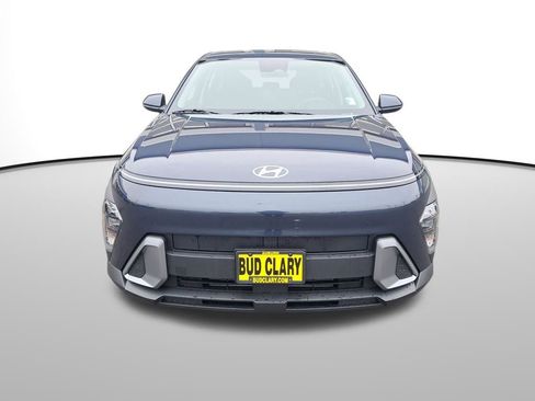 New 2026 Hyundai Kona SE image 9