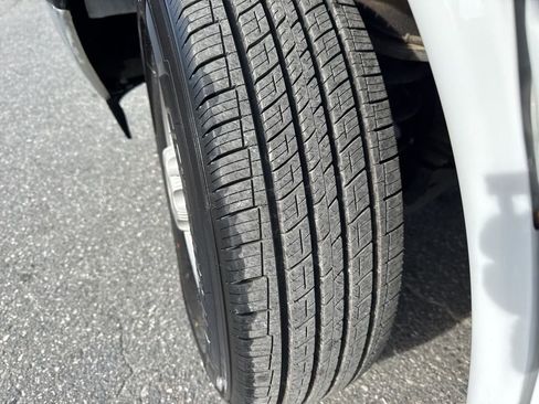 Used 2023 Chevrolet Express 2500 w/ Driver Convenience Package image 23