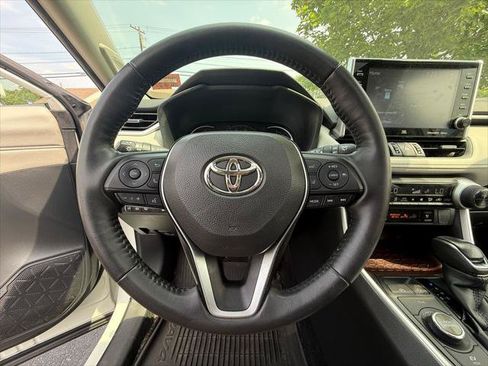 Certified 2022 Toyota RAV4 Limited w/ Limited Grade Weather Package AWD/4WD image 8