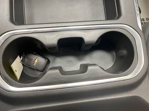 Used 2019 Chevrolet Silverado 1500 RST image 23