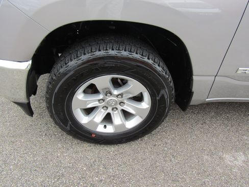 Used 2024 RAM 1500 Laramie image 10