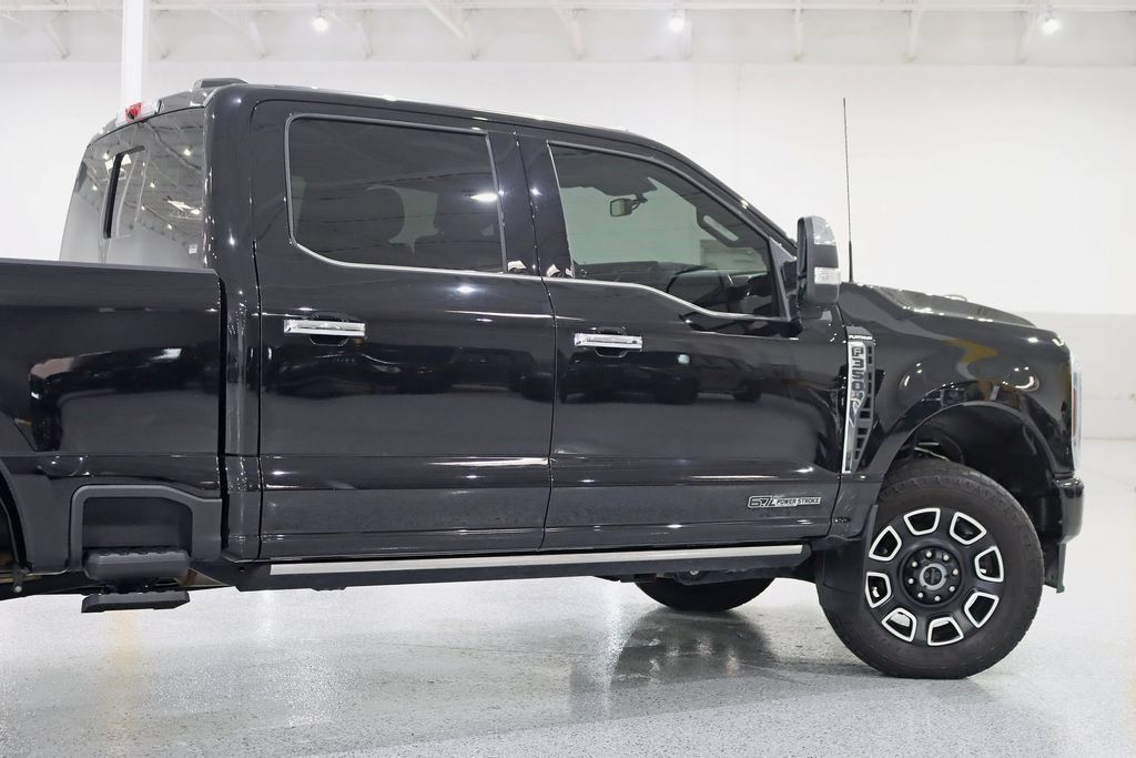 Used 2024 Ford F350 Platinum AWD/4WD image 11