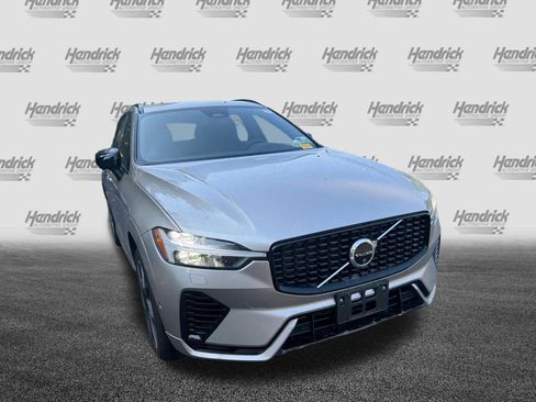Used 2024 Volvo XC60 T8 Plus w/ Protection Package Premier AWD/4WD image 3