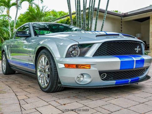 Used 2009 Ford Mustang Shelby GT500 image 12