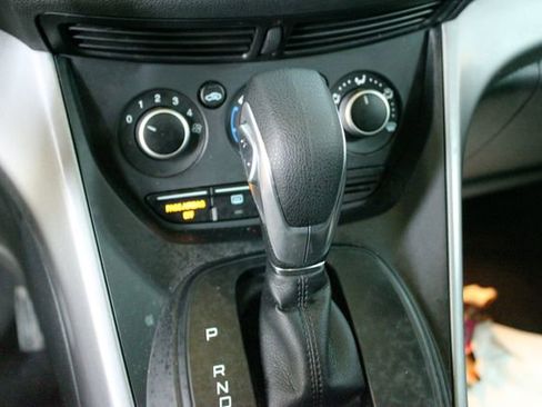 Used 2016 Ford Escape SE image 21