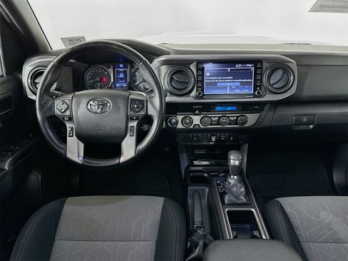Certified 2022 Toyota Tacoma TRD Sport image 21
