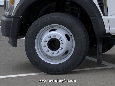 New 2026 Ford F550 2WD Regular Cab Super Duty image 19