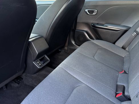 Used 2025 Kia K4 FWD image 9