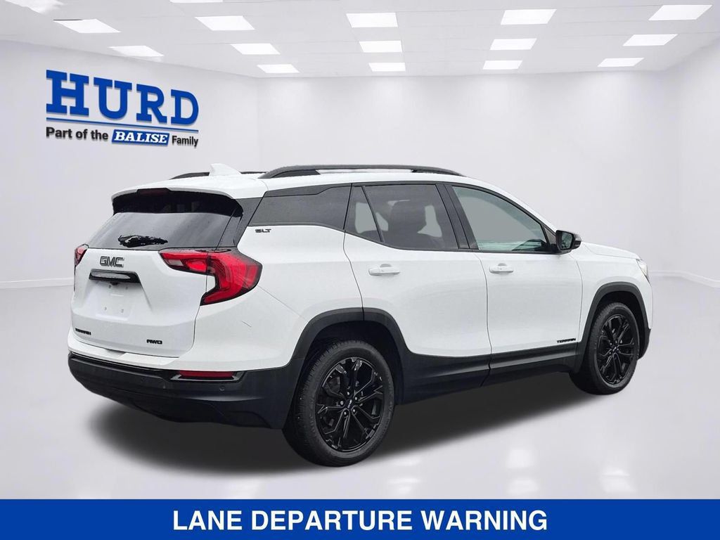 Used 2021 GMC Terrain SLT w/ Infotainment Package II AWD/4WD image 3
