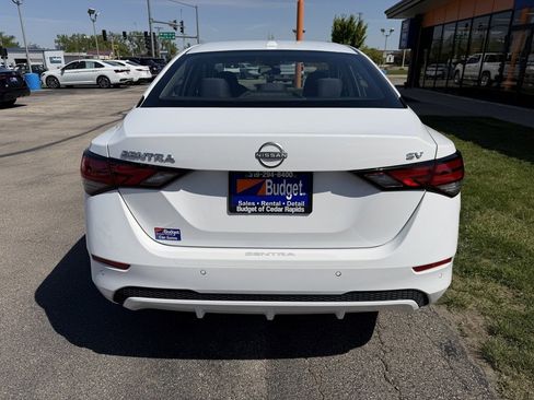 Used 2024 Nissan Sentra SV FWD image 4