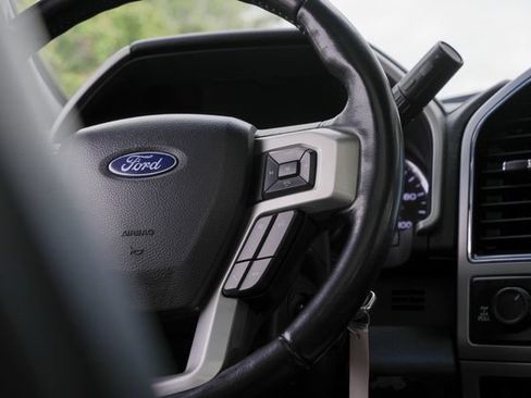 Used 2022 Ford F250 Lariat AWD/4WD image 46