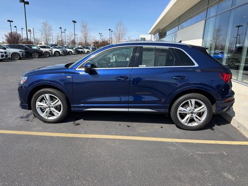 Used 2023 Audi Q3 2.0T Premium Plus w/ Premium Plus Package AWD/4WD image 5