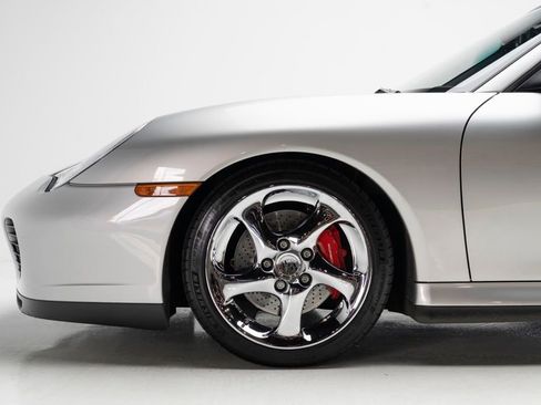 Used 2004 Porsche 911 Turbo image 76