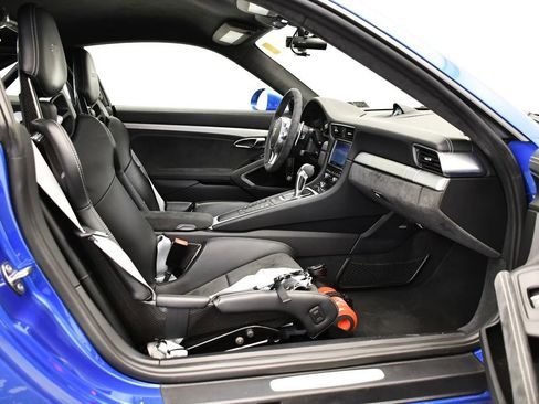 Used 2015 Porsche 911 GT3 image 37
