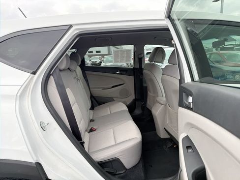 Used 2017 Hyundai Tucson SE FWD image 25