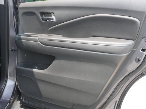 Used 2017 Honda Pilot EX-L image 25