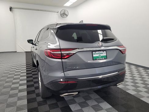Used 2021 Buick Enclave Essence image 6